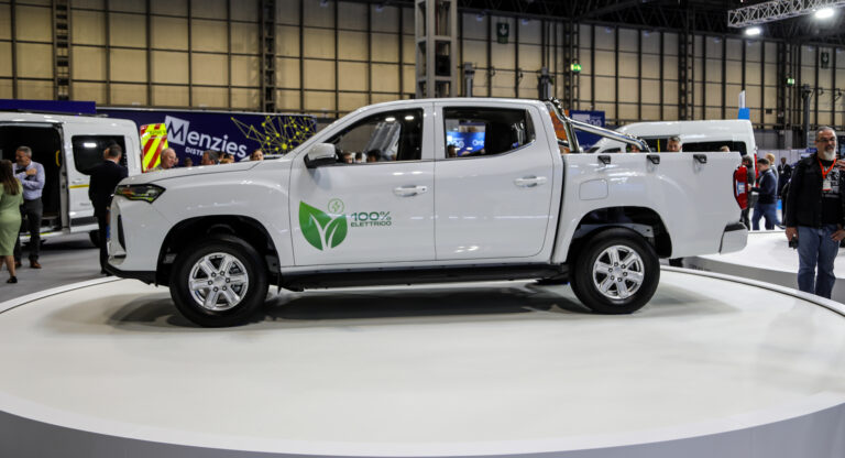 Electric pick up truck - MAXUS T90EV